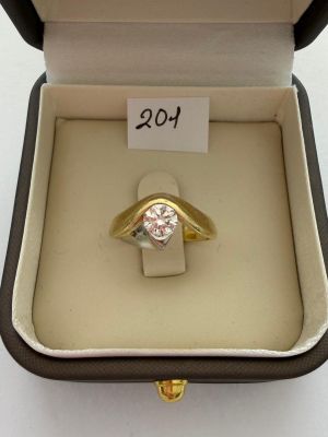 Bague Jonc 2 ors, sertie d’un beau diamant taille brillant C…