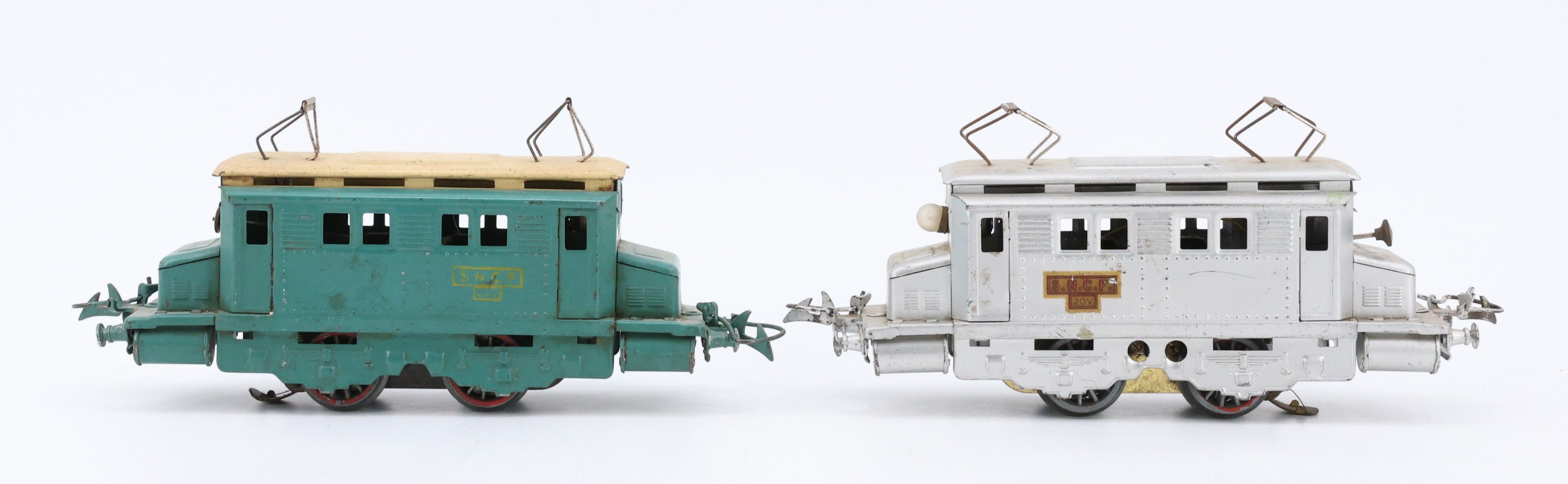 Objets d'art & Curiosités