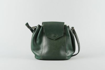 LOGNCHAMP. Petit sac bourse en cuir vert anglais, fermoir ai… - Photo 1
