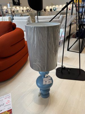 Lampe MILOS bleu Abat-jour gris Structure en métal H. 91 cm