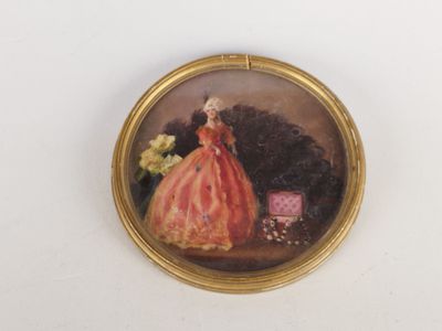 une image représentant un tableau où l'on voit une femme en robe rose tenant une fleur