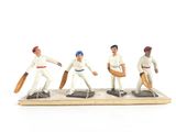 figurines représentant un groupe d'hommes jouant au cricket