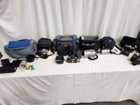Un lot d'appareils photos et caméras vintage (photo 4)
