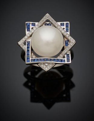 une bague Art déco sertie de perles et de diamants