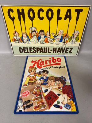 un gros plan d'une boîte sur laquelle figure un jeu