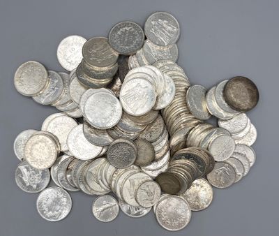 97 pièces de 10 francs RF en argent +20 pièces de 5 francs R… - Photo 1