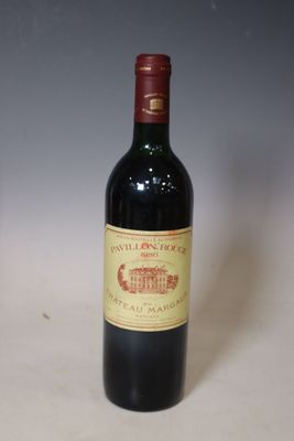 Une bouteille de Pavillon Rouge du Château Margaux, 1986.