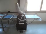 a machine that is sitting on a table in a room