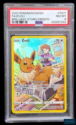 gros plan d'une carte pokemon sur fond noir