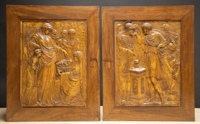 une paire de panneaux en bois sculpté représentant le baptême de Jésus et de Marie