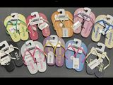 plusieurs paires de tongs, tongs, tongs, tongs, tongs, tongs, tongs, tongs, tongs, tongs, tongs, tongs, tongs, tongs, tongs, tongs, tongs, tongs, tongs, tongs, tongs, tongs, tongs, tongs, tongs, tongs, tongs, tongs, tongs, tongs, tongs, tongs, tongs, tongs, tongs, tongs, tongs, tongs, tongs, tongs, tongs, tongs