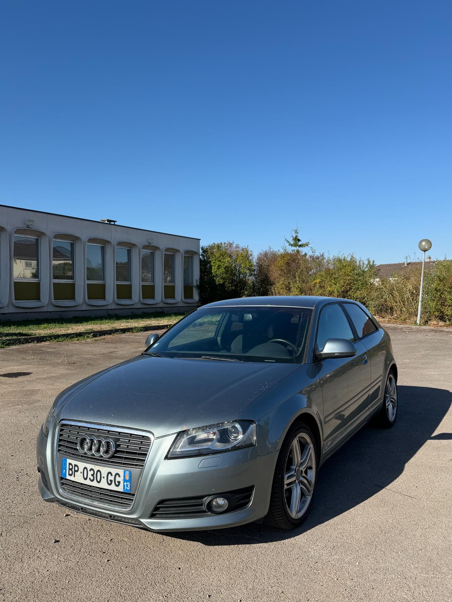 🚗 AUDI A3 - Série 2 Phase 2 - 1.6 TDI - 105 CH 📅 Date de mise en circulation : 23/03/2010 🚗 Kilométrage (non garan...