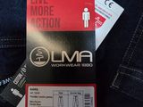a label on a pair of jeans that says live more action
