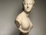 marble bust of a woman, roman copy of the 1st century ad