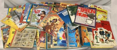 beaucoup de livres sur un lit