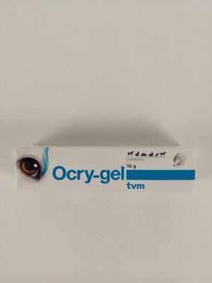 un gros plan d'une brosse à dents posée sur une surface blanche
