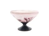 bol en verre rose et noir orné d'un motif d'oiseau