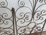 paire de pare-feu de cheminée anciens en fer forgé