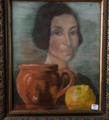 un tableau représentant une femme tenant une tasse et un citron