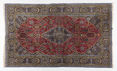 Fin Ghoum, Iran, vers 1975 Tapis en velours de laine, à déco…