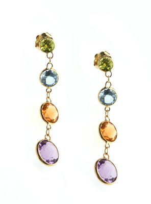 Paire de PENDANTS d'OREILLES en or jaune 750 °/°° ornés de p…