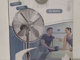 a box that has a fan in it on a table