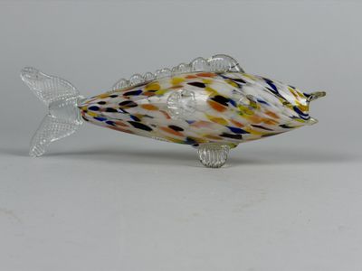 MURANO. "Poisson". Sujet en verre soufflé à décor polychrome…
