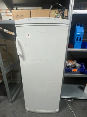1 Réfrigérateur de marque GORENJE
