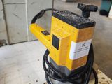 a picture of a machine that is sitting on a table