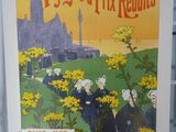 affiche représentant un groupe de femmes marchant sur un sentier devant un château