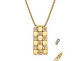 un ensemble composé d'un collier et de boucles d'oreilles en or, avec une chaîne en or