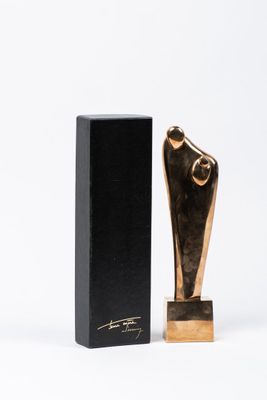 Danielle SOUANIN (né en 1934). "Terre mère", sujet en bronze…