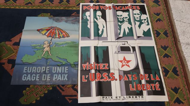 Deux affiches anciennes de Paix et Liberté à Paris en très bon ét...