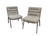 paire de fauteuils de salon de style « mid-century modern » en tissu gris