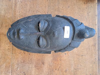 Afrique Fang ? Masque anthropomorphe en bois sculpté à patin…