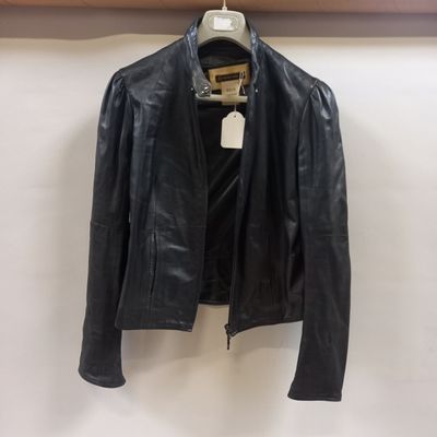 PLEIN SUD - VESTE de femme en cuir noir. Taille 40.