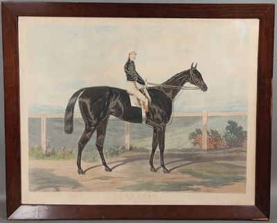 tableau représentant un jockey sur un cheval noir, dans un cadre en bois