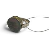 bague en argent massif avec incrustation de nacre