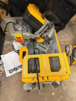 1 scie sur table DEWALT d36000
