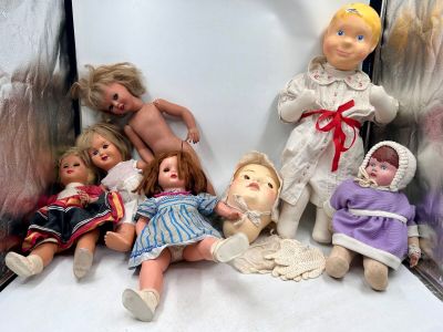 309 / CH-T4 / Lot de 6 poupées, têtes composition, cor…