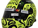 Le casque de Michael Biesch est orné du logo Monster Energy.