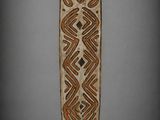 une image représentant un skateboard en bois orné d'un motif