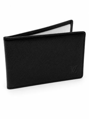 portefeuille en cuir noir sur fond blanc