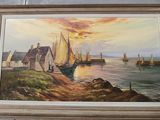 tableau représentant des bateaux dans un port, avec un coucher de soleil en arrière-plan