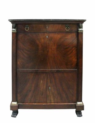 une image représentant une commode en bois à deux portes