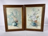 tableau représentant un vase de fleurs et un vase de marguerites posés sur une table