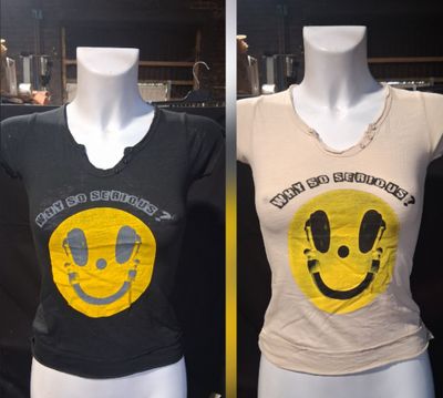 30 T-shrt Smile neuf pour enfant de 8à 14 ans