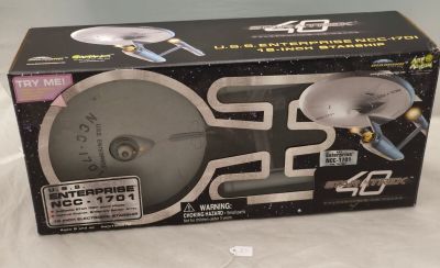 U.S.S. Enterprise NCC-1701 Electronic STAR TREK Art Asylum D…
