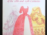 la couverture du livre « Chefs-d'œuvre du costume féminin des XVIIIe et XIXe siècles »