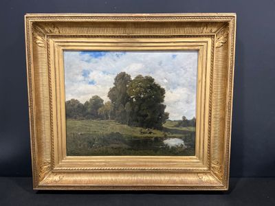 un tableau représentant un paysage avec des arbres et de l'eau, dans un cadre doré